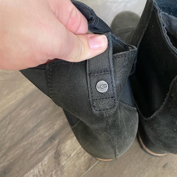 UGG Pax Chelsea Wedge Bootie Suede Dark Brown 10 - Picture 4 of 5